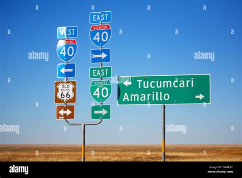 Texas highway signs hi-res stock photography and images - Alamy