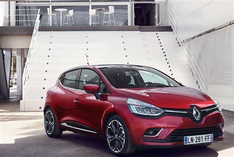 Renault unveils the New Clio, the latest version of its popular best ...