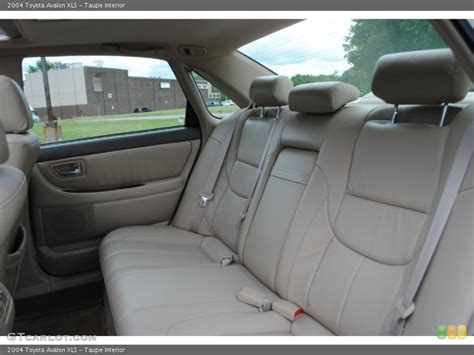 Taupe Interior Rear Seat for the 2004 Toyota Avalon XLS #67155056 | GTCarLot.com