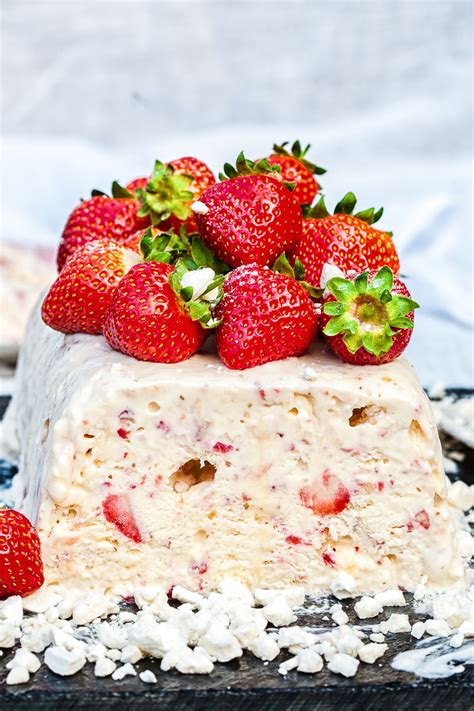 Eton Mess Semifreddo - Vikalinka