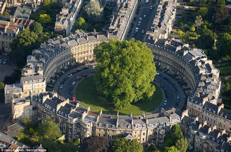 Classical Britain - The Circus, Bath - England “John Wood the Elder...