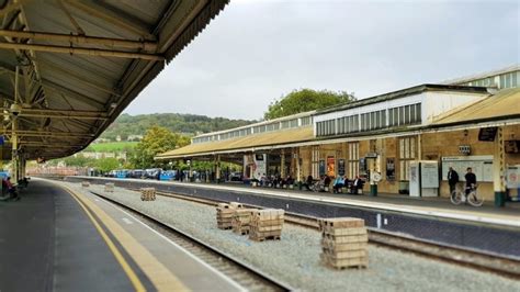 Using the railway station in Bath | ShowMeTheJourney