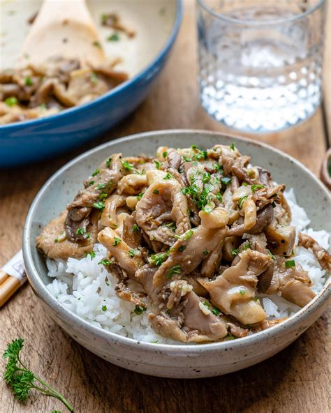 Sautéed Oyster Mushrooms Recipe (Vegan & Paleo) | Blondelish.com