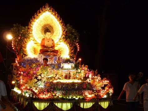 VIAGGIO ALL'INTERNO DELLA CULTURA BUDDISTA: SINGAPORE CELEBRA IL VESAK ...