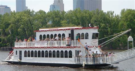 See Minneapolis On One Of These Top Boat Tours | Meet Minneapolis ...