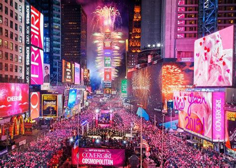 REVEILLON EM NYC | Times square, Nyc times square, Places to go