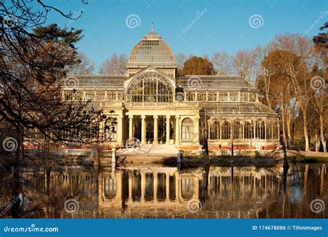 Crystal Palace at Retiro Park Parque El Retiro, Madrid Stock Photo - Image of destination, copy ...