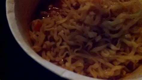 Tasting the maruchan bowl hot & spicy with shrimp - YouTube