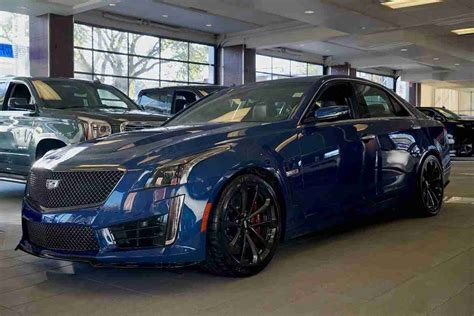 2019 Cadillac CTS-V Sedan Review: Features, Specs, Price, Interior