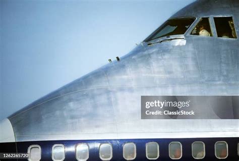 508 Boeing 747 Cockpit Stock Photos, High-Res Pictures, and Images ...