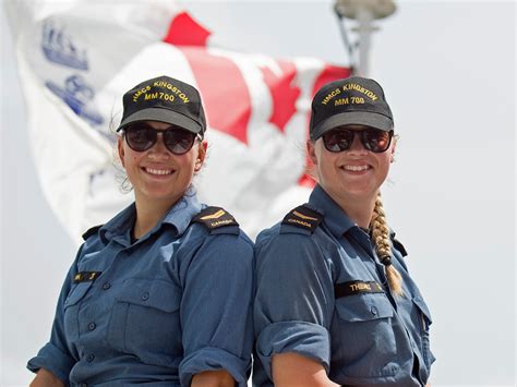 Women in the Canadian Armed Forces - Pacific Navy News : Pacific Navy News