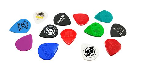 Different Guitar Pick Shapes Explained - Guitar Pick Reviews