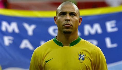 Hintergrundbilder : Sport, Mannschaft, Fußball, Brasilien, Legende, Sprint, Ronaldo ...