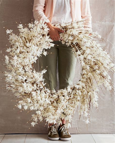 White Forsythia Wreath in 2020 | Forsythia wreath, Floral wreath, Wreaths