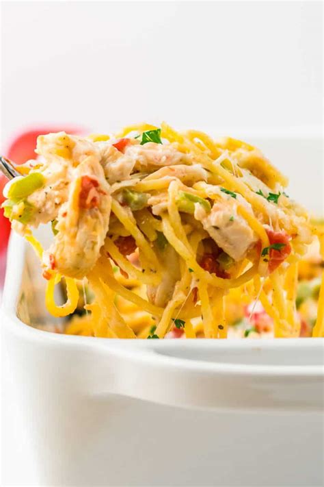 Creamy Chicken Spaghetti - Easy Chicken Recipes