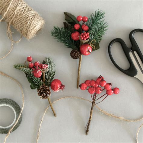 Christmas Berry & Greenery Picks | Christmas sprays, Wreath making ...