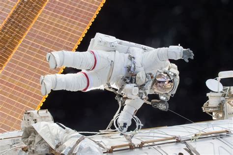 How to Watch NASA Astronauts' Spacewalk