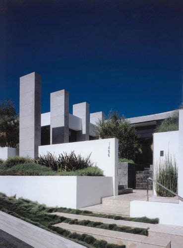 Hollywood Hills Modern Home | House architecture design, Architecture ...