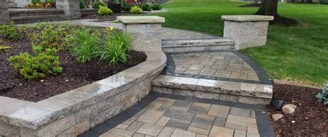 Different Types of Landscaping Stones for Your Yard