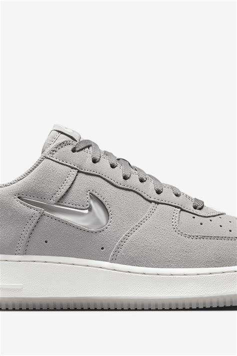 Nike - Buy NIKE AIR FORCE 1 LOW RETRO 'LIGHT SMOKE GREY-SUMMIT WHITE ...