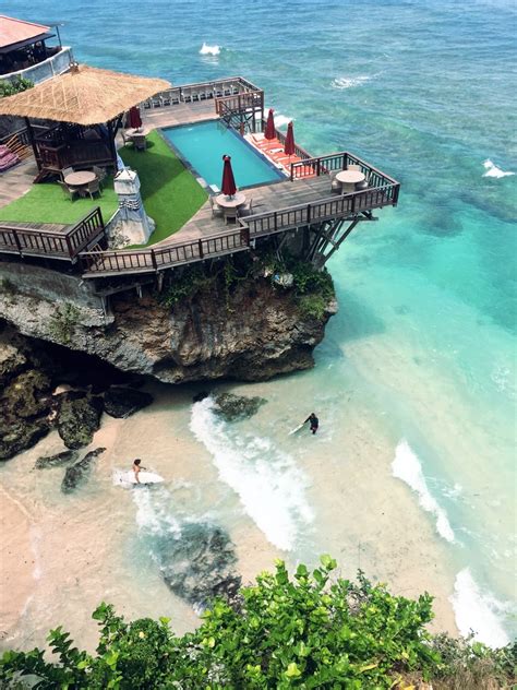 7 Best Beaches In Uluwatu, Bali - Where To Find Them