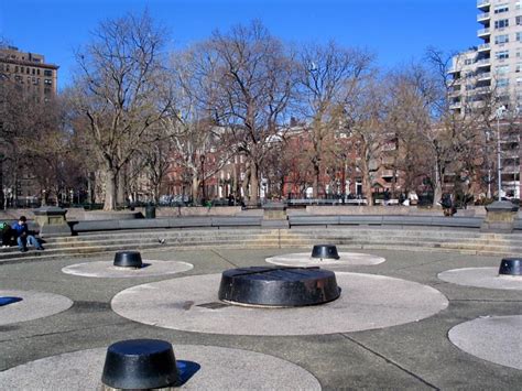 Fountain, Washington Square Park, Greenwich Village, Manhattan