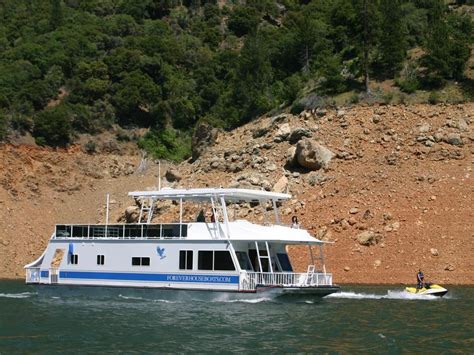 Lake Oroville - Houseboat Photos | Pictures