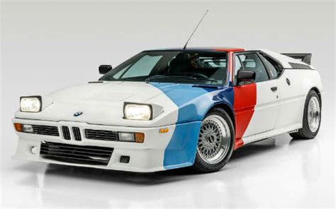 2023 BMW M1 Car