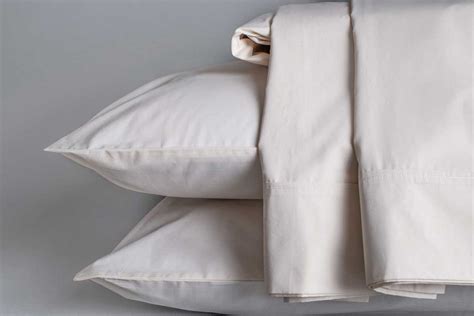 100% Organic Cotton Percale Sheet Set | SLEEP & BEYOND