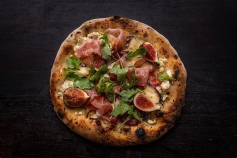 Prosciutto, Fig & Ricotta Pizza Recipe– Ooni United Kingdom