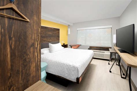 Tru by Hilton San Antonio Downtown Riverwalk in San Antonio (TX) - Room Deals, Photos & Reviews