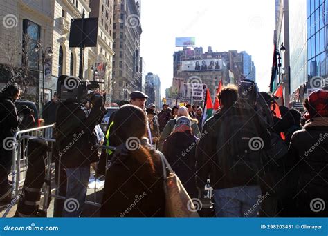 Palestinian Demonstration Protest in Times Square. Editorial Photo ...