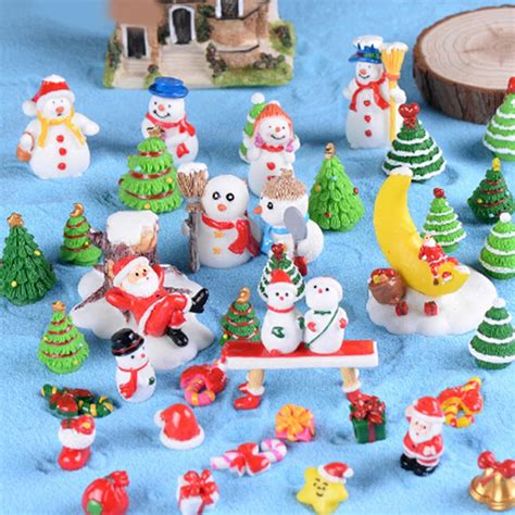 Present Box Santa Claus Snowman Desk Small Statue Figurine Crafts ...