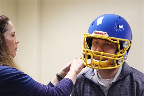 Helmet Fitting Tips - Athletico