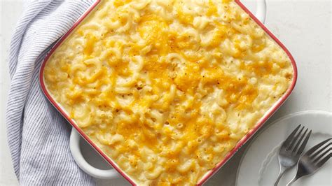 Southern Baked Macaroni and Cheese Recipe - Tablespoon.com