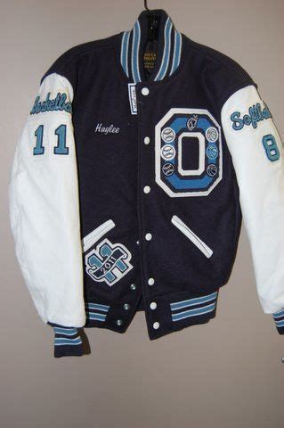 18 Best Letterman jacket outfit ideas | jacket outfits, letterman ...