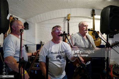 Sea Shanty Singers Photos and Premium High Res Pictures - Getty Images