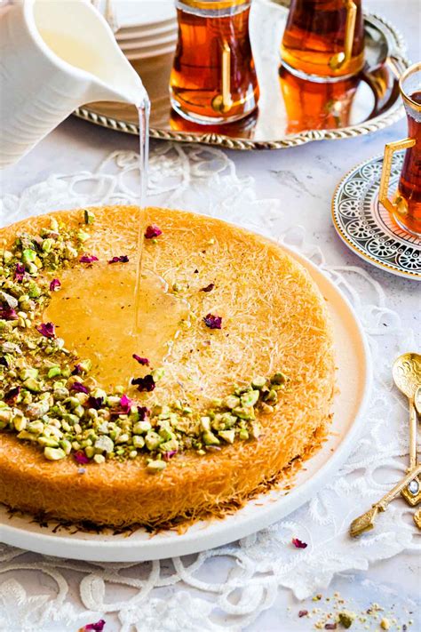 Kunafa Recipe with Mozzarella Cheese (Easy!) - Hungry Paprikas