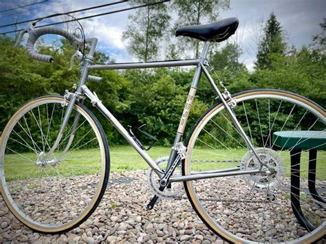 My first vintage "restoration" and it's a beaut: 1982 Fuji Royale II ...