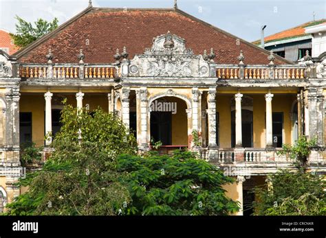 french colonial architecture phnom penh cambodia Stock Photo: 48838267 ...