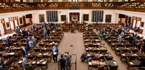 Texas’ 2023 Legislature Will Be Disproportionately Old and Male