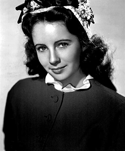 File:Elizabeth Taylor-1945.JPG - Wikimedia Commons