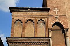 Category:Gothic architecture in Bologna - Wikimedia Commons