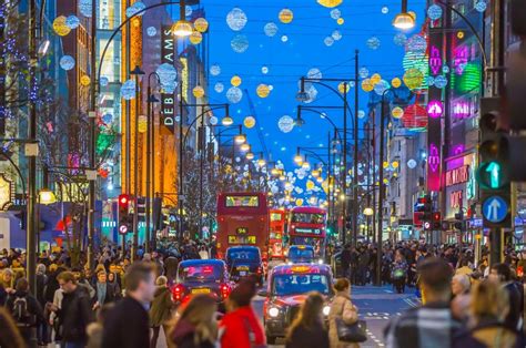 PASSPORT COLLECTIVE| London Christmas Lights: 7 places to see the best ...