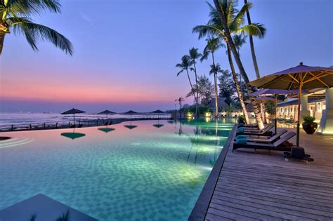 Stay at Hilton Ngapali Resort & Spa in Ngapali Beach, Burma | Ampersand Travel