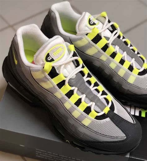 Nike Air Max 95 OG Neon Yellow 2020 Release Date CT1689-001 Release Date - SBD