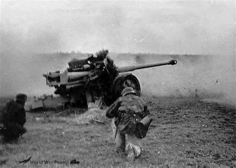 Pak 43-41 in action | World War Photos