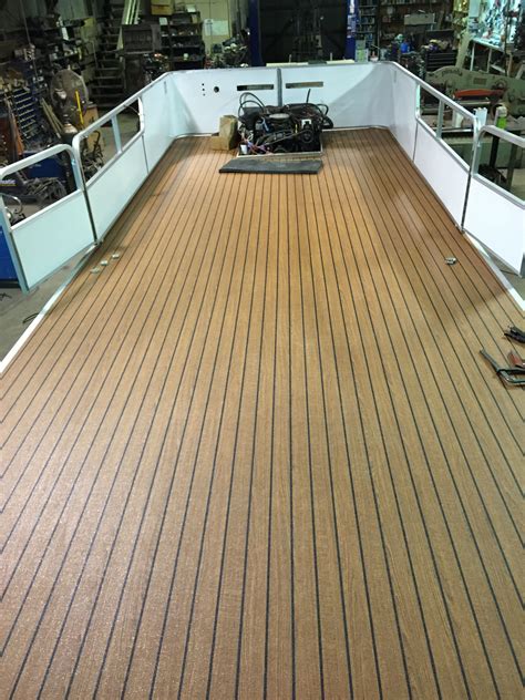 Vinyl Flooring For Pontoon Boats: A Comprehensive Guide - Flooring Designs