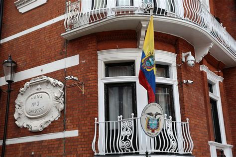 Assange's Ecuador Embassy life: 'discourteous and aggressive' behavior ...