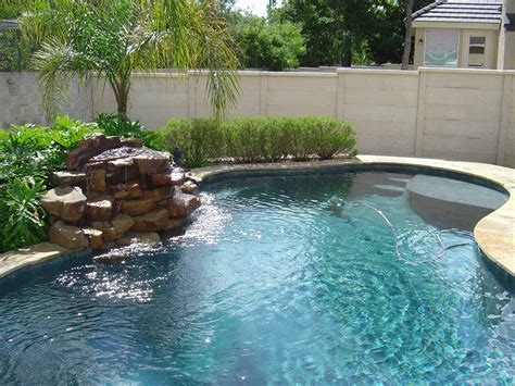 Top Custom Swimming Pool Design trends